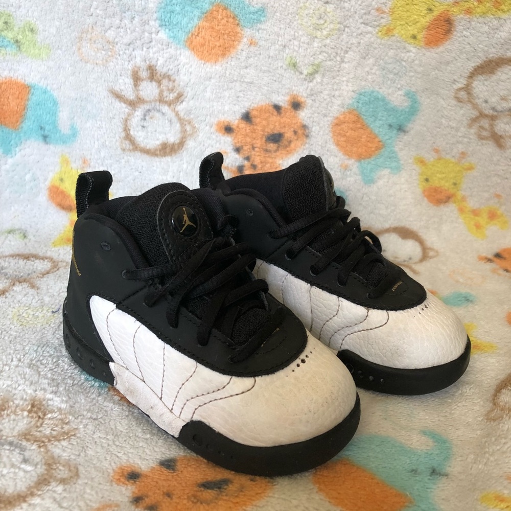 Toddler jump man pro Jordans